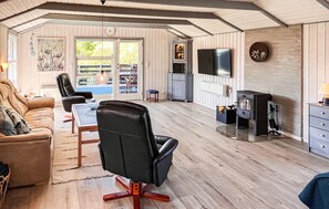 Tv och eldstad
