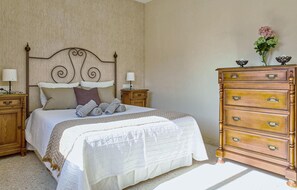 3 chambres, draps fournis