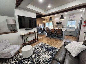 Smart TV, stereo