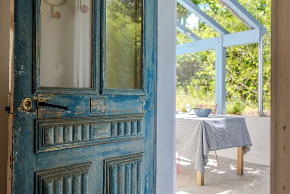 Outdoor dining - Charming near beaches -Lesclesdenicole (Le Pradet)