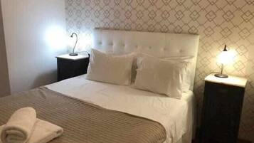 3 chambres, bureau, accĂšs Internet, draps fournis