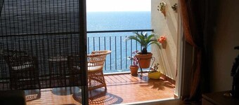 Magos Sunrise - Apt with sea view