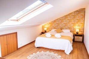 2 多间卧室、上网接入、床单