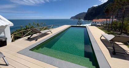 Casa Del Mar- Maravillosas vistas al mar y piscina
