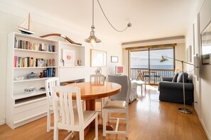 TV - Cliff View Apartment- Wonderful Sea Views & Pool (Funchal)