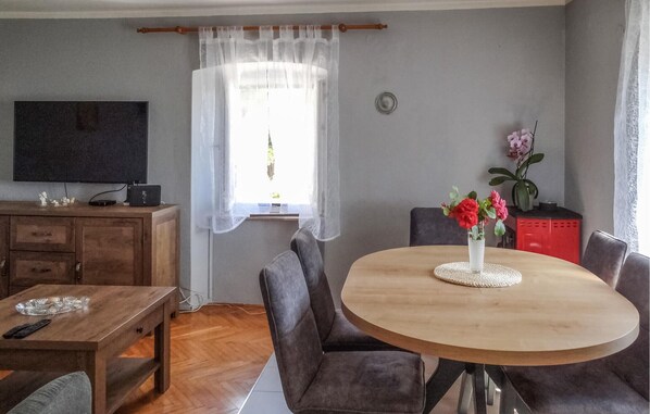 Dining - 3 bedroom gorgeous apartment in Unije (Unije)