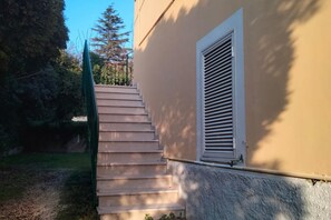 Property grounds - N258 - Numana, delightful three-room apartment into the centre (Numana)