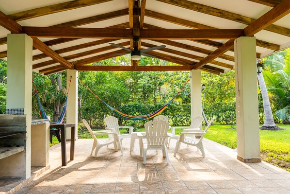 Terrace/patio - Rancho AlMar - Gaviotas en Las Veraneras, Sonsonate (Acajutla)