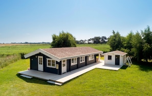 Exterior - Nice home in Rødby with WiFi (Rødby)