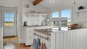 Réfrigérateur, plaque de cuisson, cafetiÚre/bouilloire