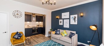 Beachside Home with Private Garden & Parking | Sleeps 6