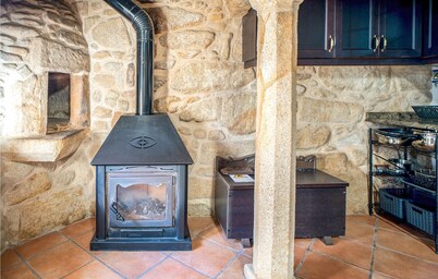 2 bedroom amazing home in Muros