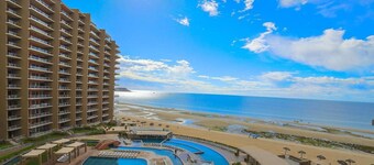 Las Palomas 5-Star Resort