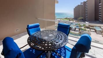 Condo Deluxe, 1 habitación, vista al océano | Vista del balcón