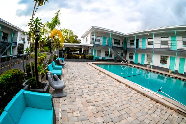 Piscina a l'aire lliure 