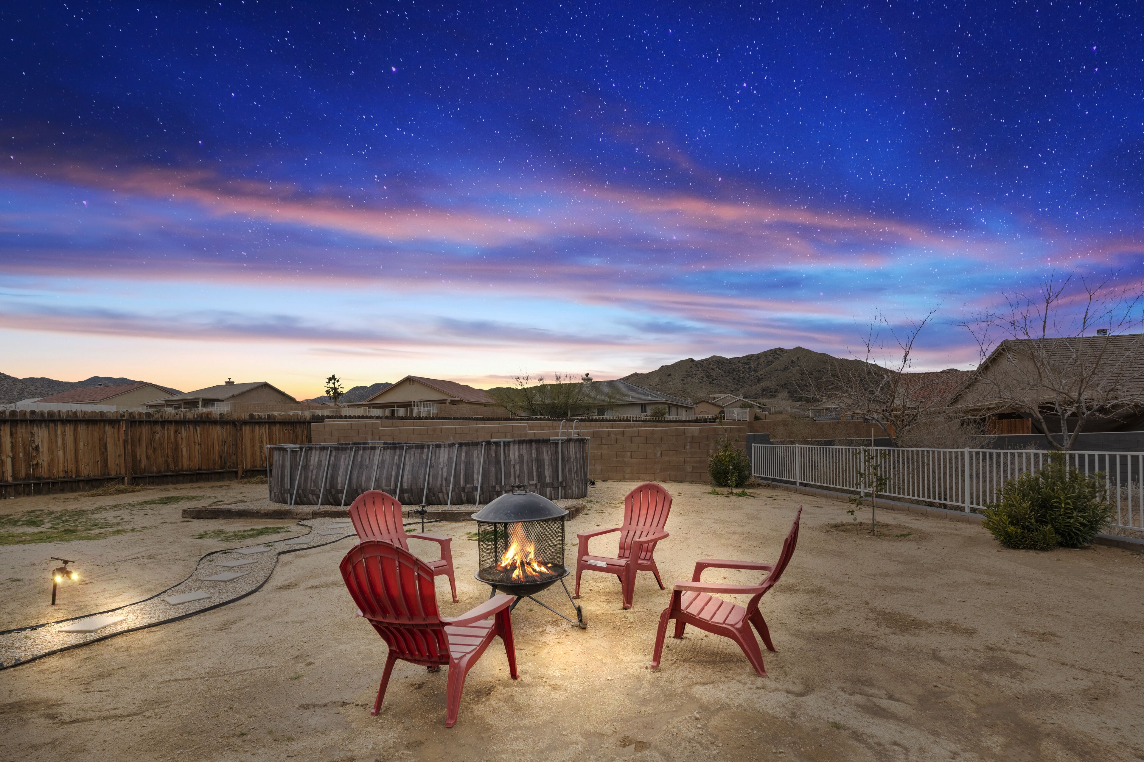 *Stars & Sunsets* Pool* Pets OK* w/AC
