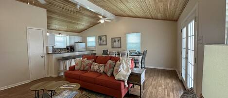 TV connectée, lecteur de DVD, vidéothèque