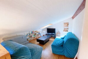Living area - 196 – Holiday Home for 6 People (HOURTIN)