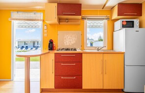 Fridge, coffee/tea maker - 2 bedroom lovely apartment in Chipiona (Chipiona)