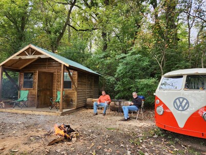 Riverfront Cottage with Hot Tub, Kayaks, Canoes, & Fishing Boats!