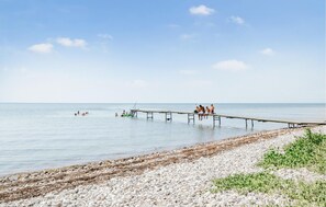 Tæt på stranden, fiskeri