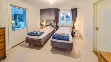 2 chambres, lit parapluie, Wi-Fi gratuit, draps fournis