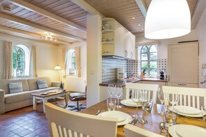 صورة غير مصنفة، 2 من 22، زرّ