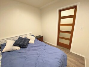 2 bedrooms, desk, travel crib, WiFi