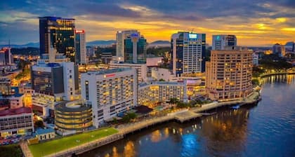 Natol Homestay-Riverbank Suites High Rise City Centre