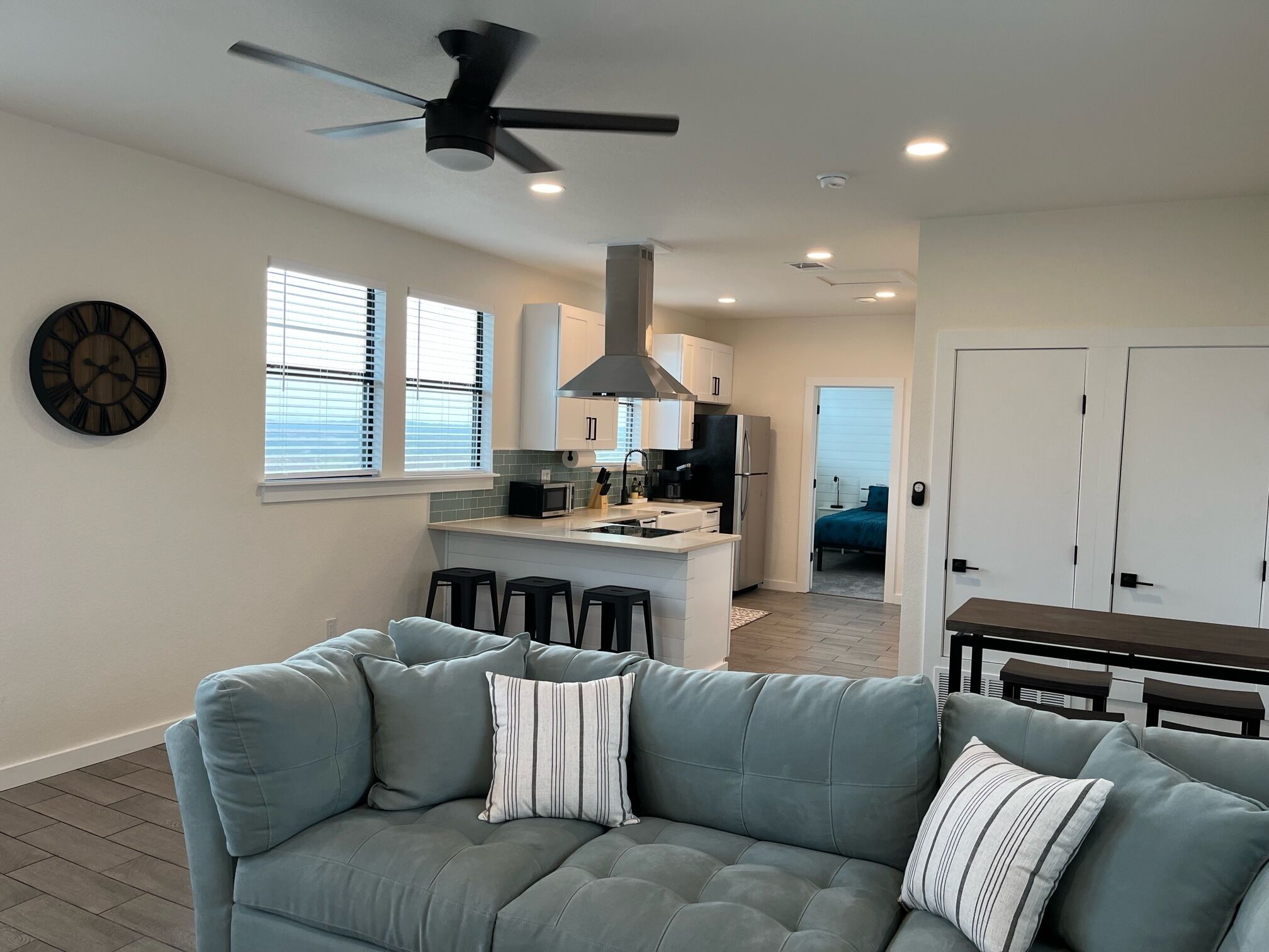 Private Lake Travis, Couples Getaway