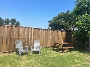 屋外ダイニングエリア