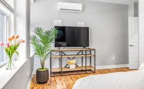 1 dormitori, planxa i posts de planxar, wifi gratuïta i roba de llit