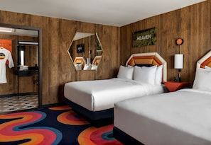 Egyptian cotton sheets, premium bedding, down comforters, pillowtop beds - Americana Motor Hotel (Flagstaff)