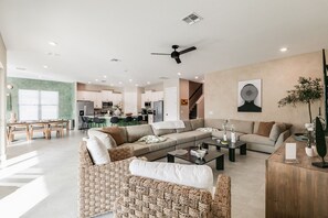 Televisión, videojuegos y tenis de mesa 