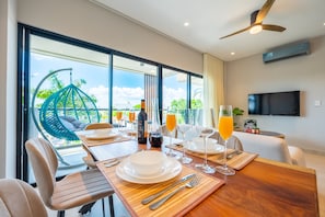 In-room dining - Kippal - Modern Oasis - ApartHotel (Cozumel)