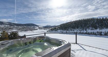 Cliffside and Lake View Castle Rock at Summerwood