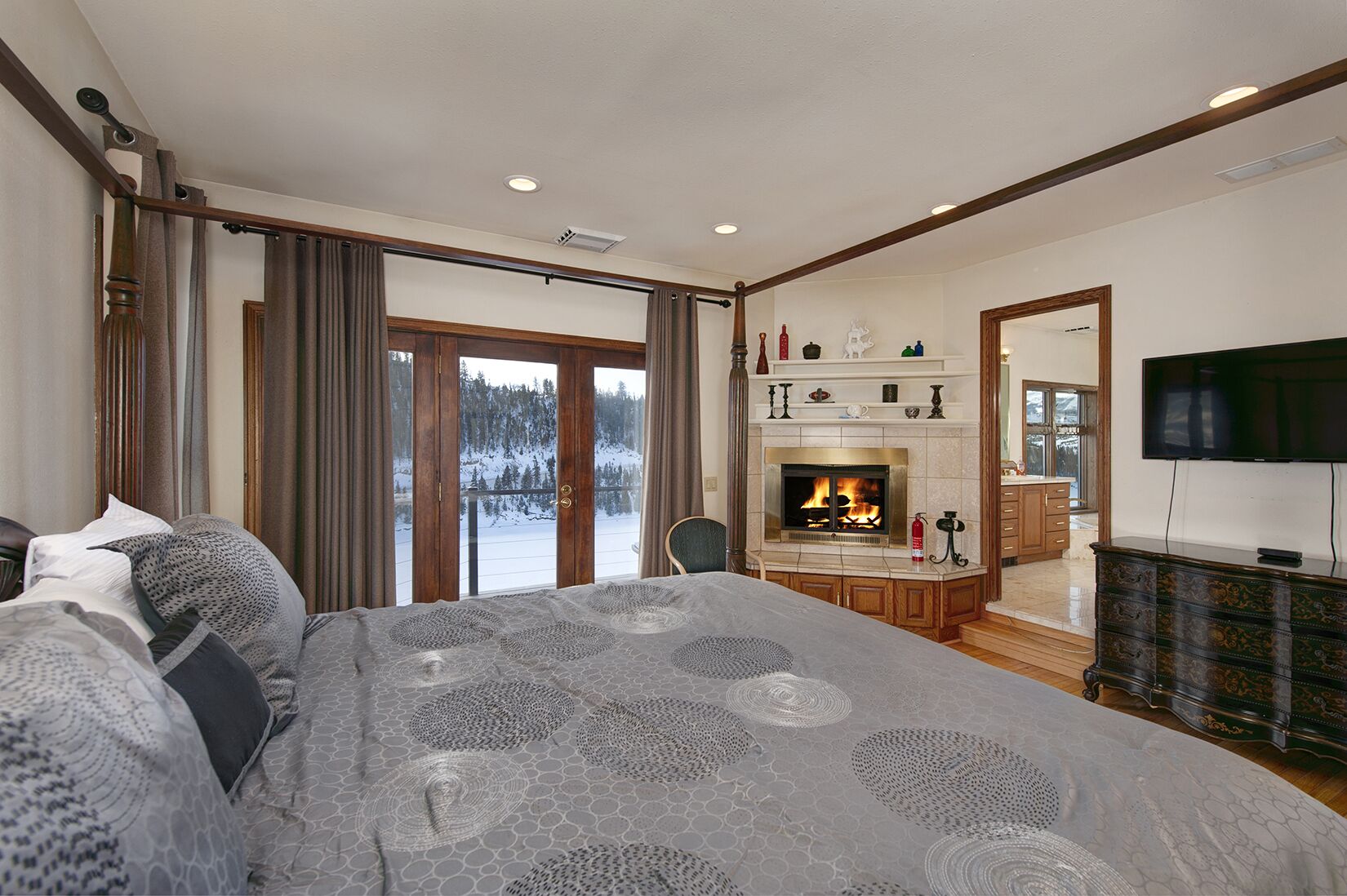 4 Schlafzimmer, Bügeleisen/Bügelbrett, Reisekinderbett, kostenloses WLAN