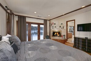 4 chambres, fer et planche à repasser, lit parapluie, Wi-Fi gratuit