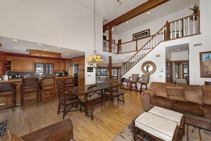 Interior - Cliffside and Lake View Castle Rock at Summerwood (Dillon)