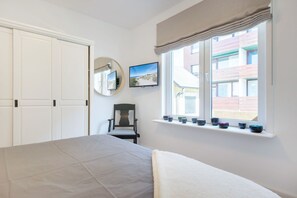 1 bedroom, iron/ironing board, WiFi