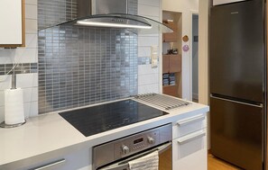 Refrigerador, microondas, parrilla de estufa y lavavajillas 