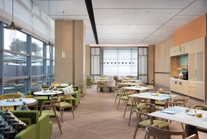 Breakfast served - Home2 Suites by Hilton Guiyang Airport (Guiyang)