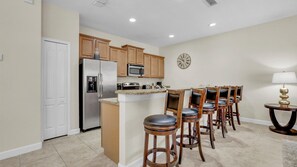 Fridge, microwave, oven, stovetop - Rent the Perfect 4 Bedroom Townhome on Paradise Palms Resort, Orlando Townhome 6145 (Orlando)