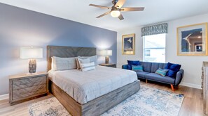 5 bedrooms, iron/ironing board, internet, bed sheets