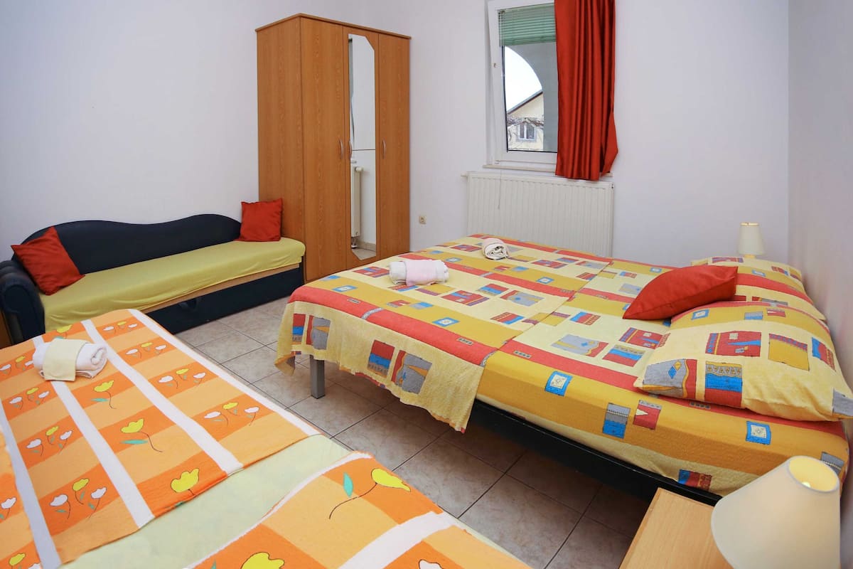 Apartment (One Bedroom Apartment with Terrace) | 11 bedrooms, free WiFi