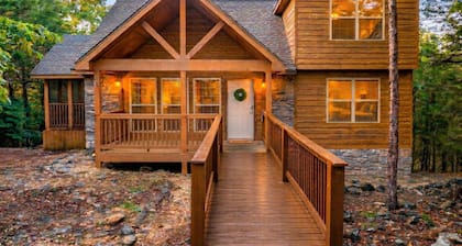 Kid Loft & Nook, Gated Community, Pools, 4Mi to Silver Dollar City