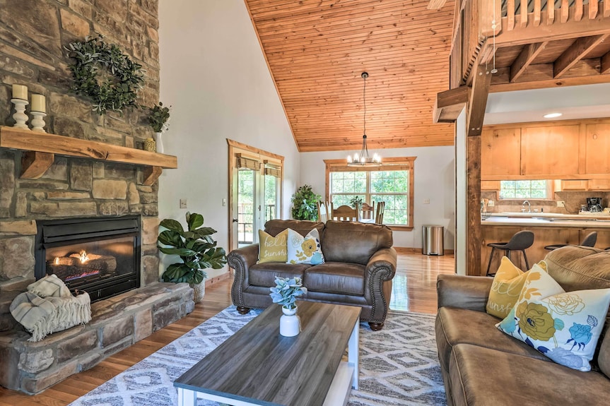 Kid Loft & Nook, Gated Community, Pools, 4mi To Silver Dollar City - Rockaway Beach, MO