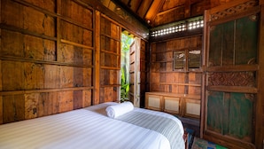 Ảnh chưa phân loại, 4 trong số 61 ảnh, nút