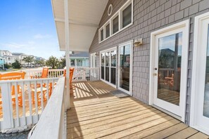 Terrace/patio - Pet Friendly w/ Private Pool | 2nd Row From Beach (Ocean Isle Beach)