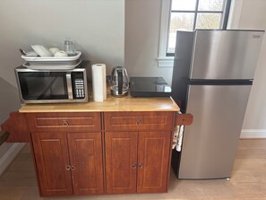 Fridge, microwave, coffee/tea maker, electric kettle